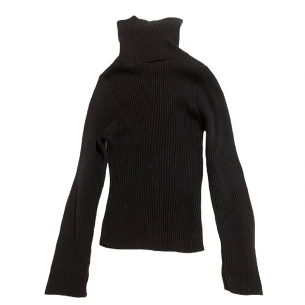 Black Cotton‎ turtleneck